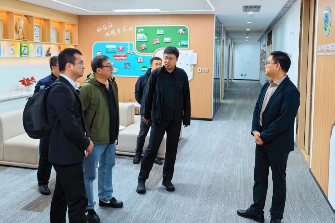 0d099583-f8ca-407e-91ae-57da5e870bef