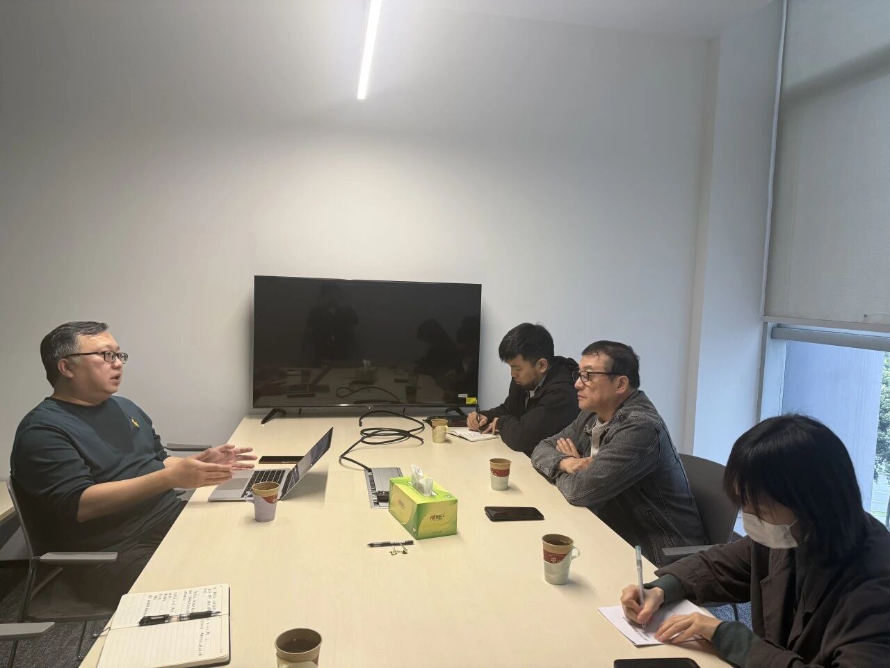 f9ba3e1d-79c0-44ae-a9a6-f12be34ca9de